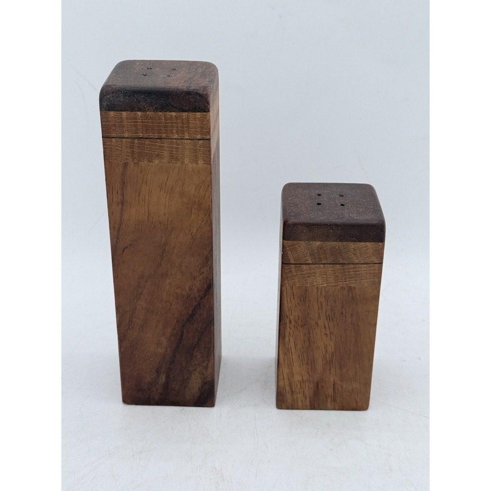 SALT & PEPPER SHAKERS TWO TONE‎ WOOD MID CENTURY MODERN MCM